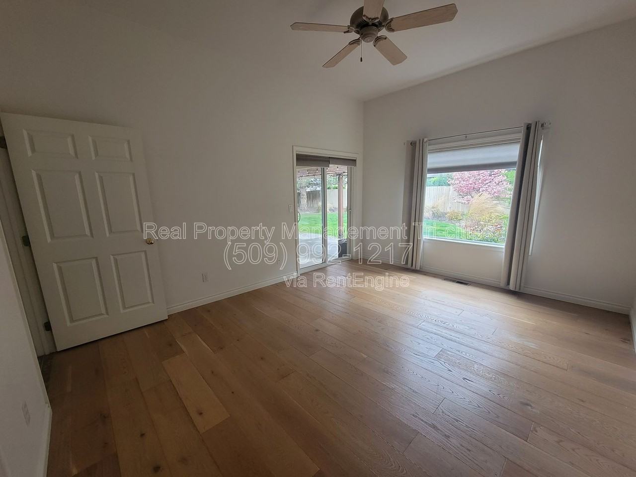 1209 Vintage Ave - Photo 6 of 19