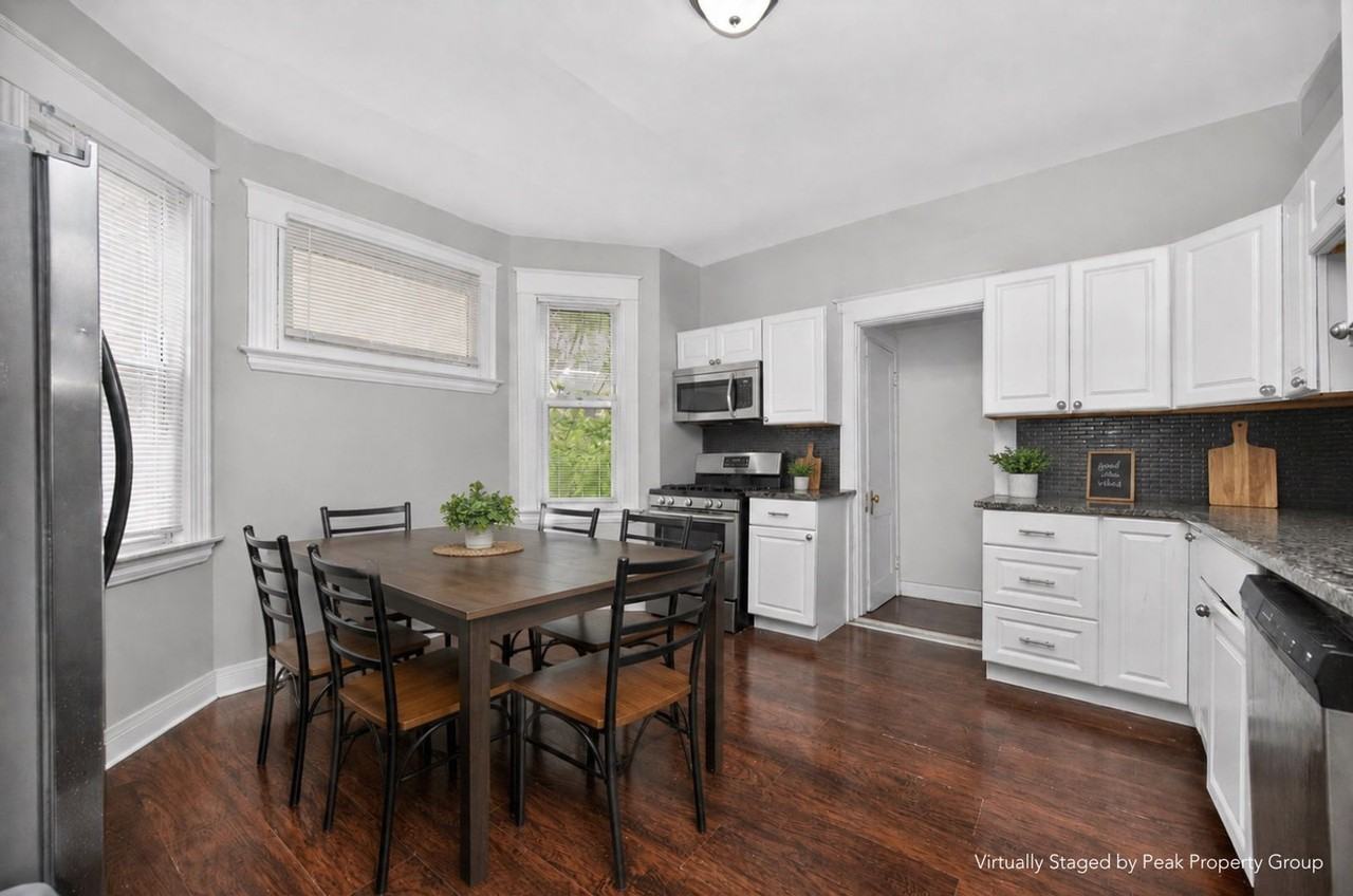 2313 Stratford Ave - Photo 4 of 29