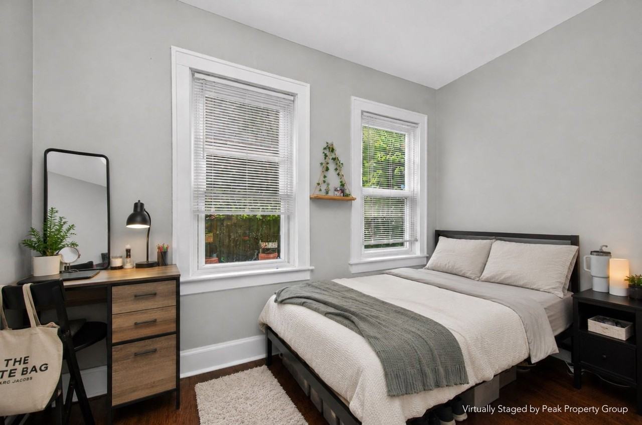 2313 Stratford Ave - Photo 7 of 29