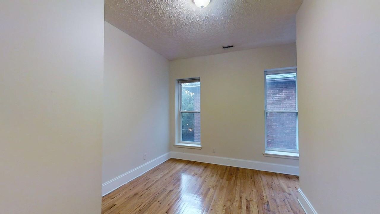 45 1/2 Euclid Ave #F - Photo 6 of 8