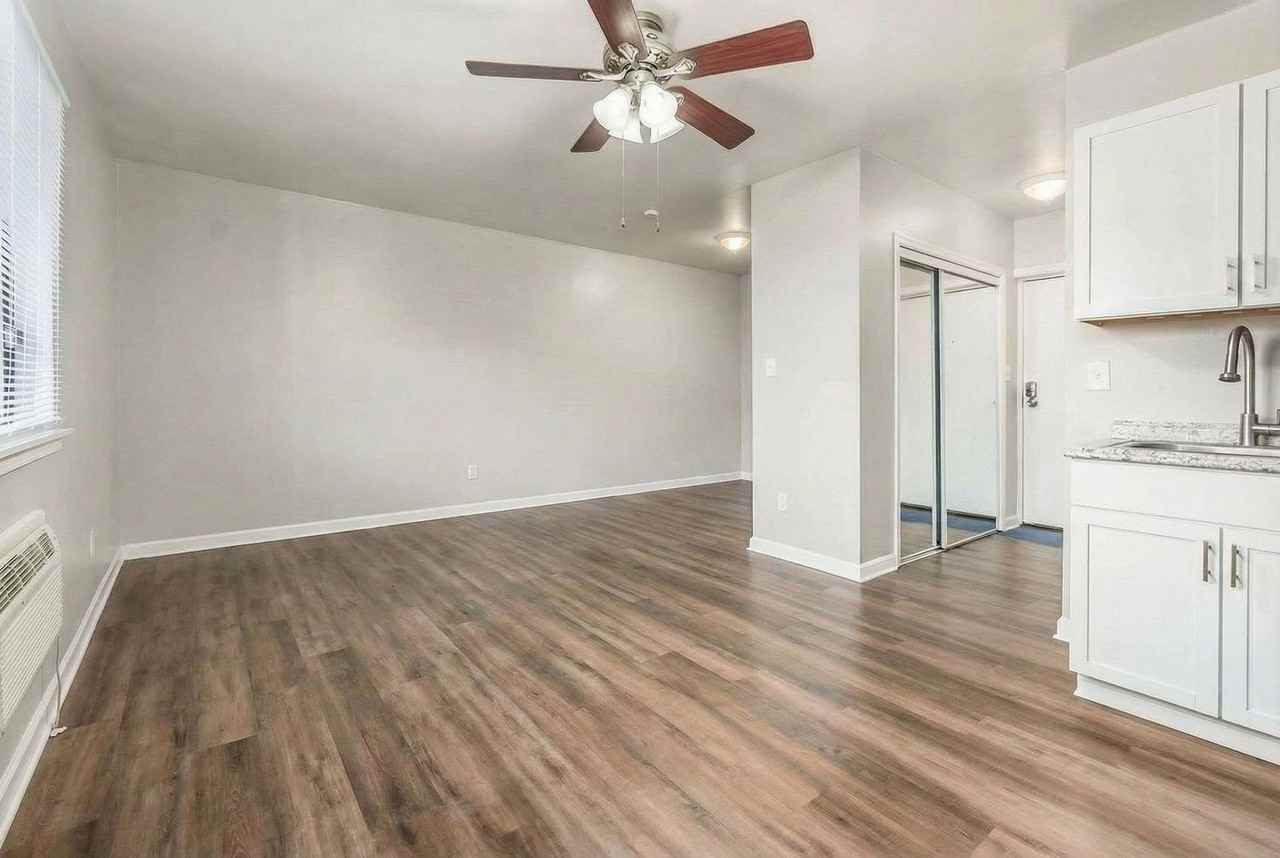 80 W Lane Ave #F - Photo 6 of 24