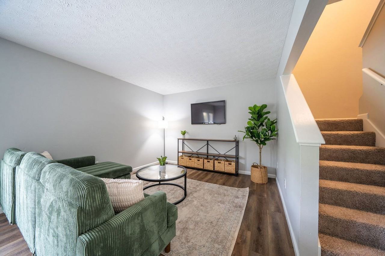 3166 Griggsview Ct #3166 - Photo 2 of 17