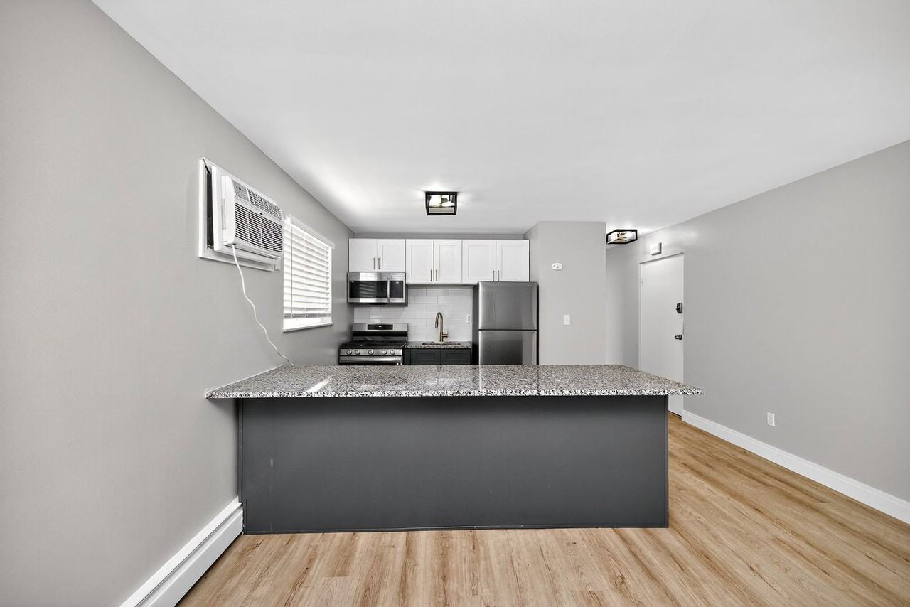 6140 Ridge Ave #3 - Photo 7 of 19