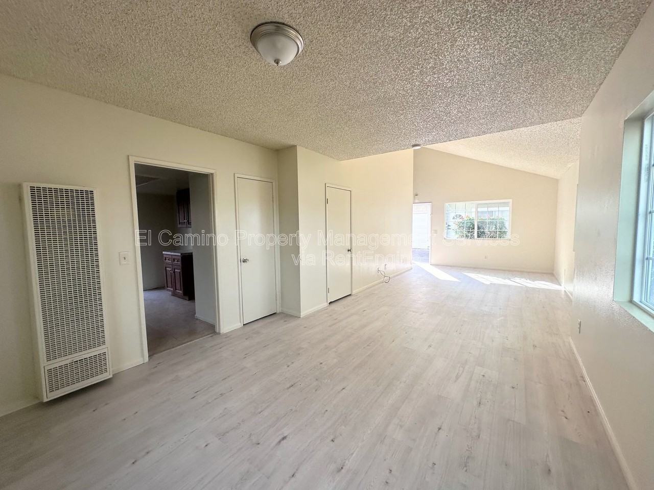 11140 Duncan Ave #A - Photo 3 of 19