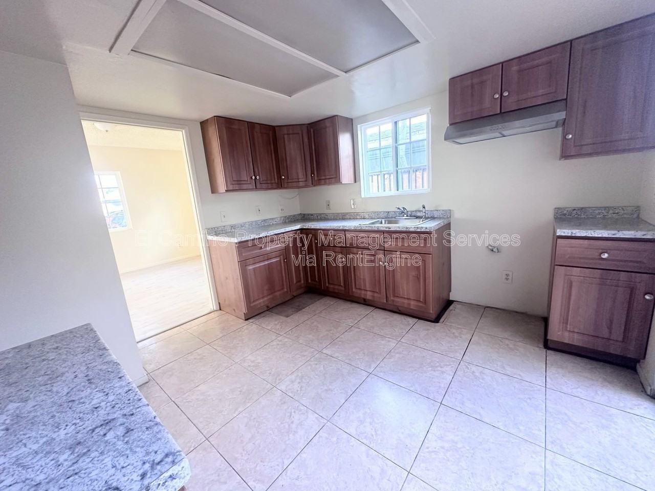 11140 Duncan Ave #A - Photo 4 of 19