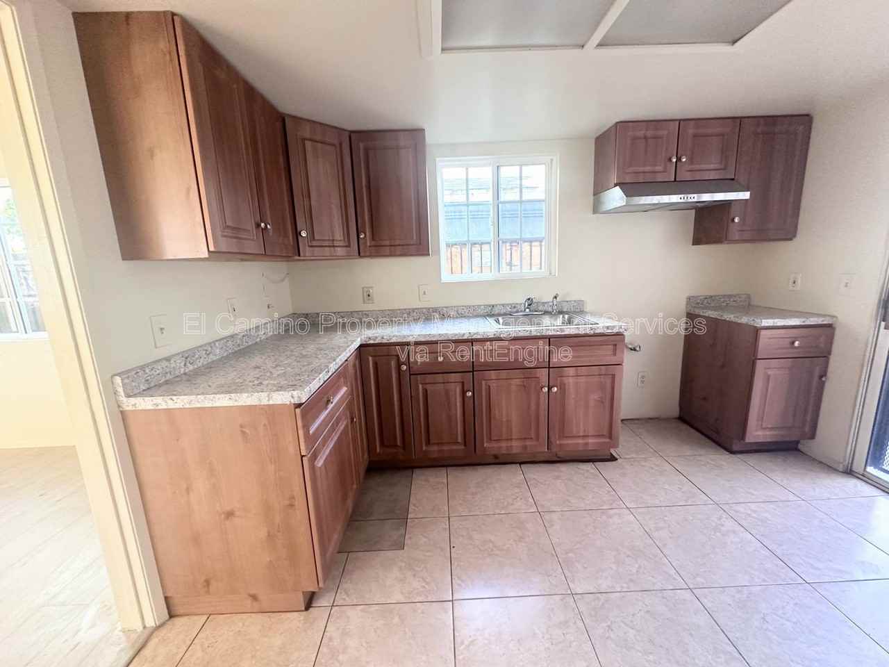 11140 Duncan Ave #A - Photo 5 of 19