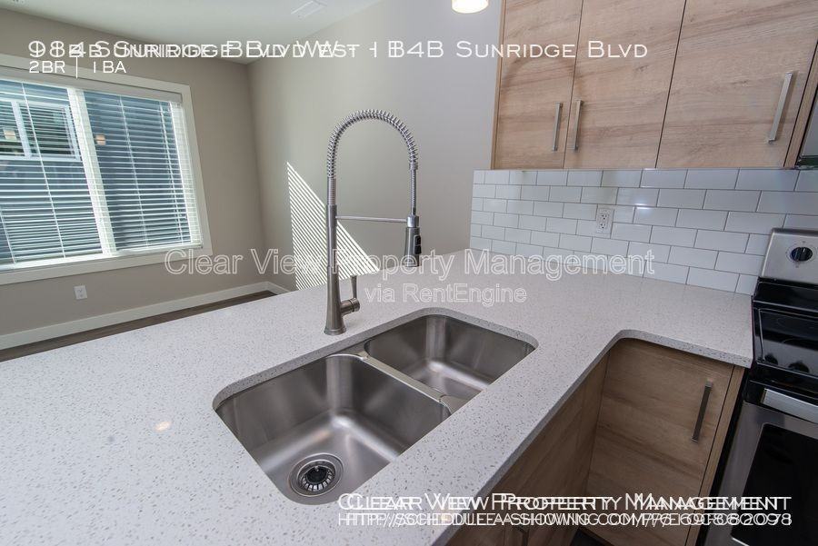94 Sunridge Blvd W - Photo 4 of 14