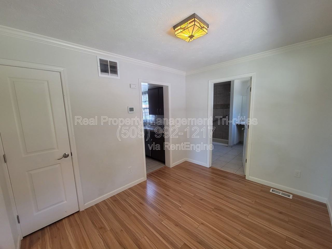 414 Douglass Ave - Photo 6 of 15