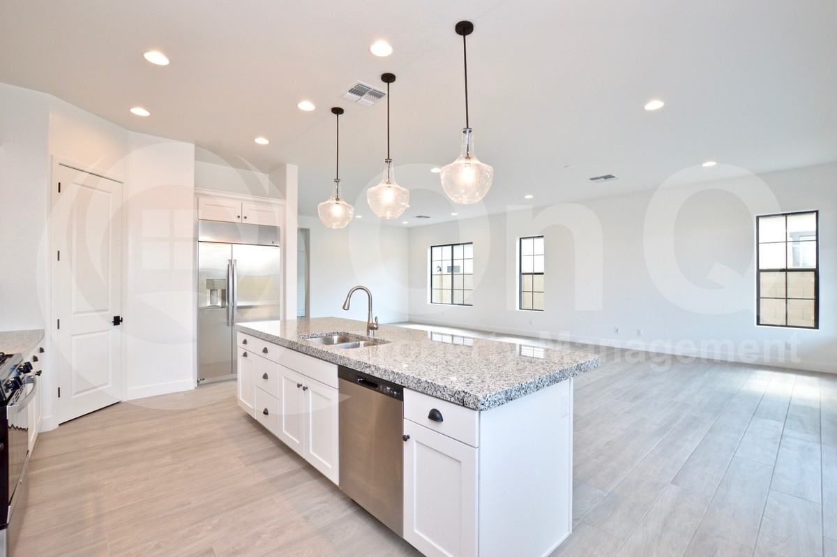 2224 E Canary Dr - Photo 5 of 31