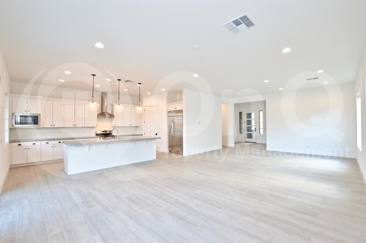 2224 E Canary Dr - Photo 6 of 31