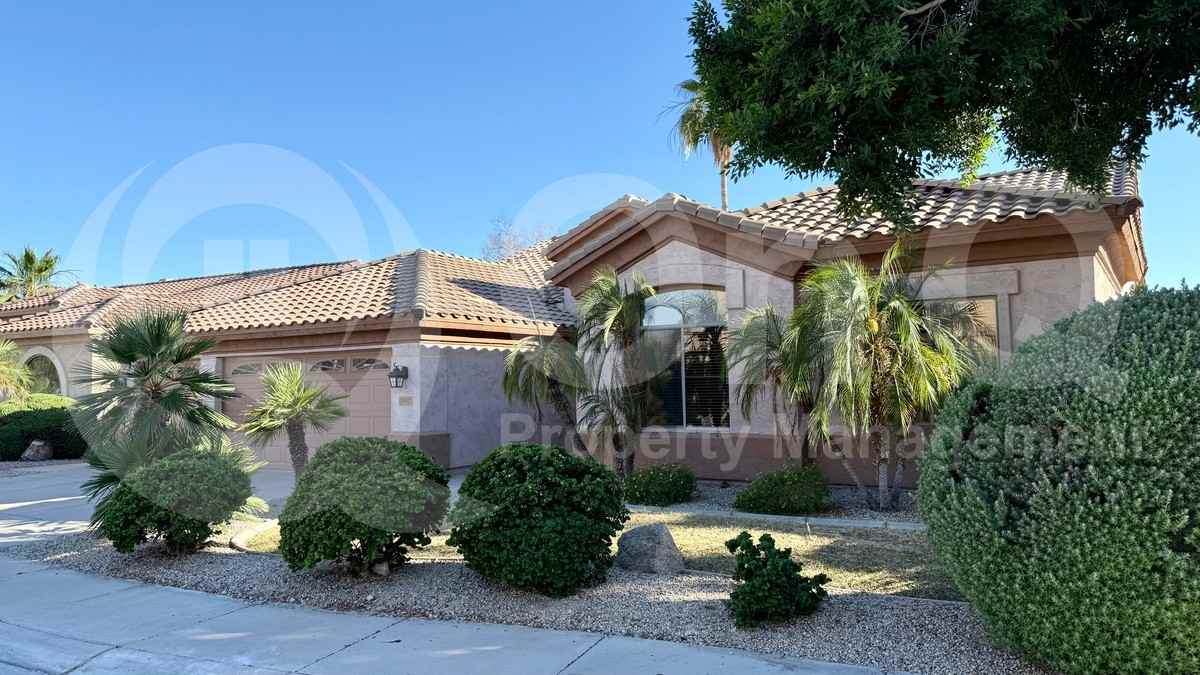 1517 W Windsong Dr - Photo 2 of 2