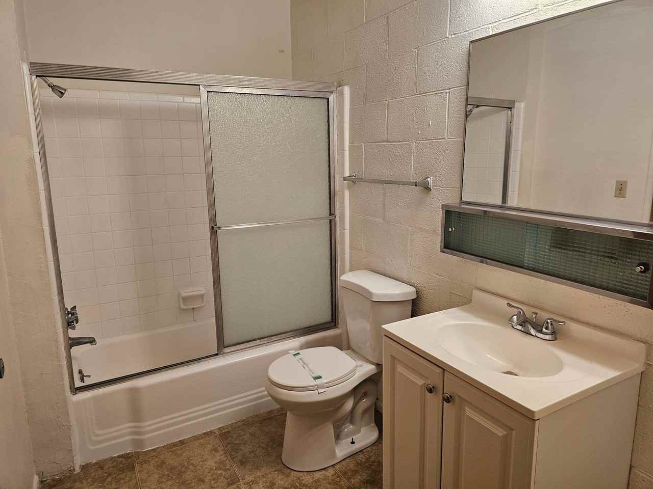 2602 N Tucson Blvd #16 - Photo 3 of 10