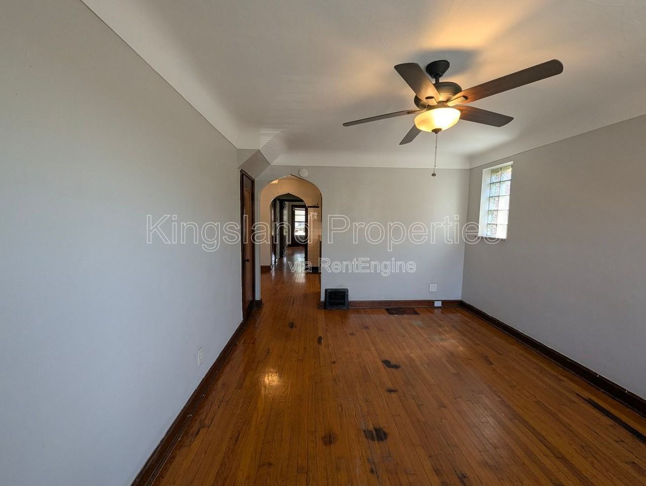 3910 Chippewa St #1F - Photo 3 of 13