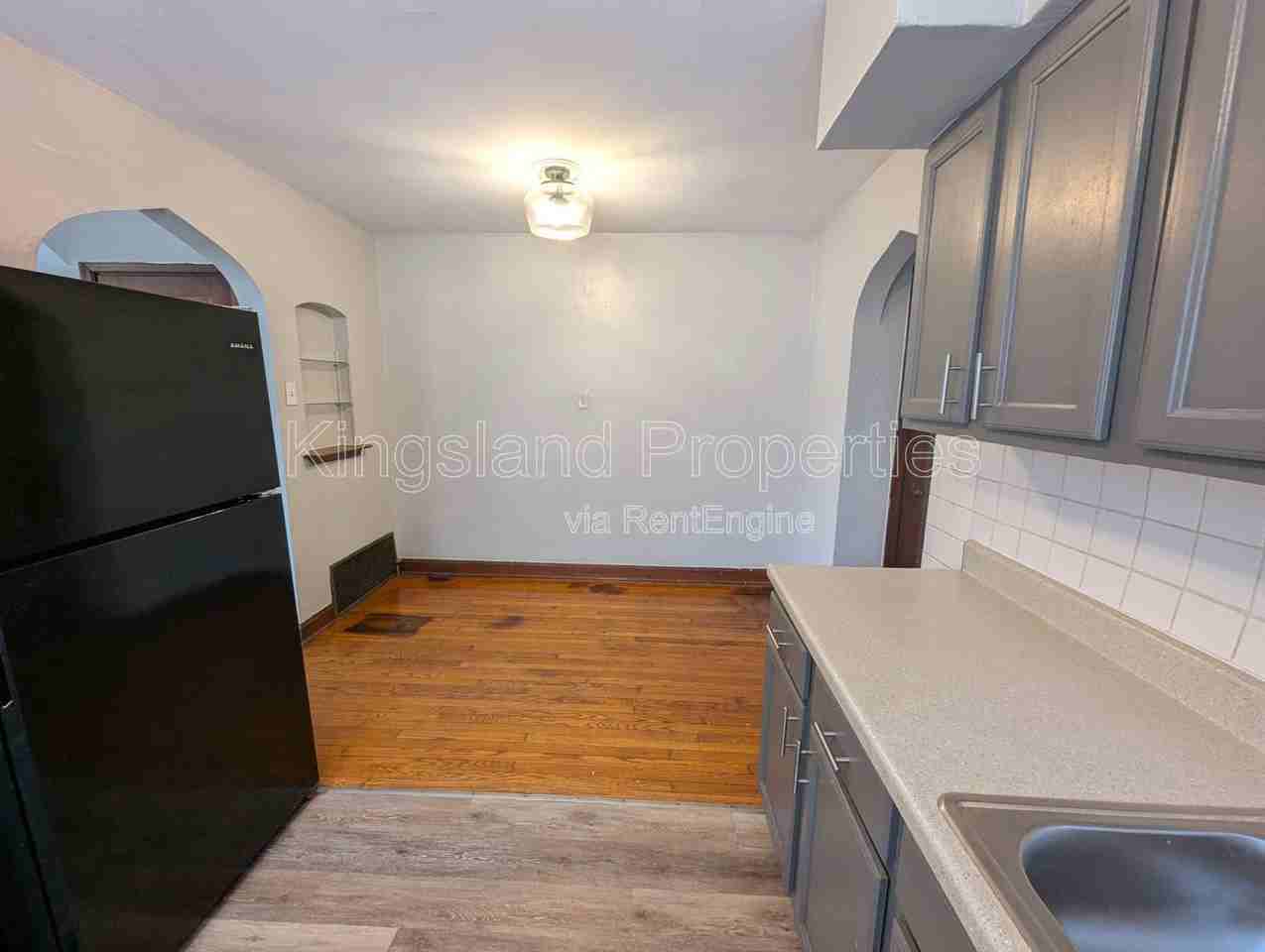 3910 Chippewa St #1F - Photo 5 of 13