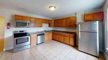 featured image of 1369 Summit St