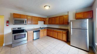 1369 Summit St - Photo 1 of 1
