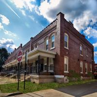 featured image of 1651 N Pearl St