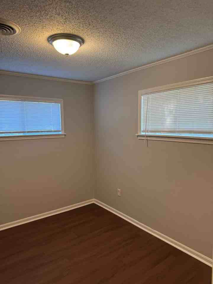 297 Eastview St - Photo 6 of 17