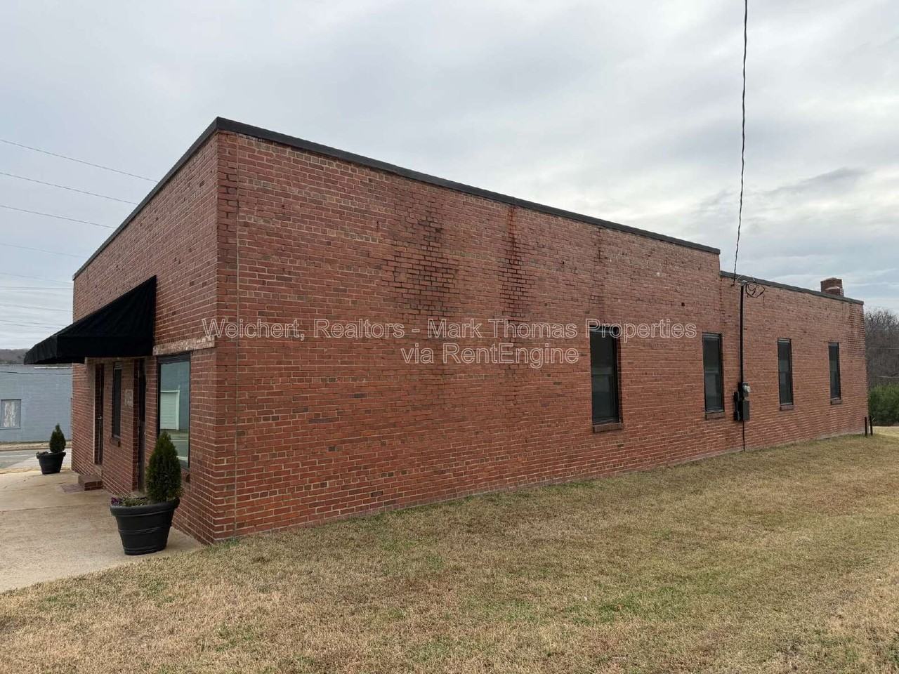 141 Depot St - Photo 4 of 22