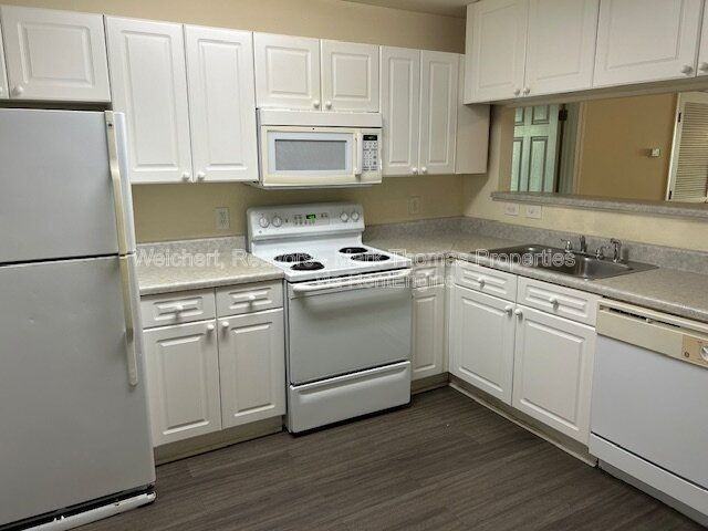 929 Morreene Rd #D23 - Photo 3 of 18