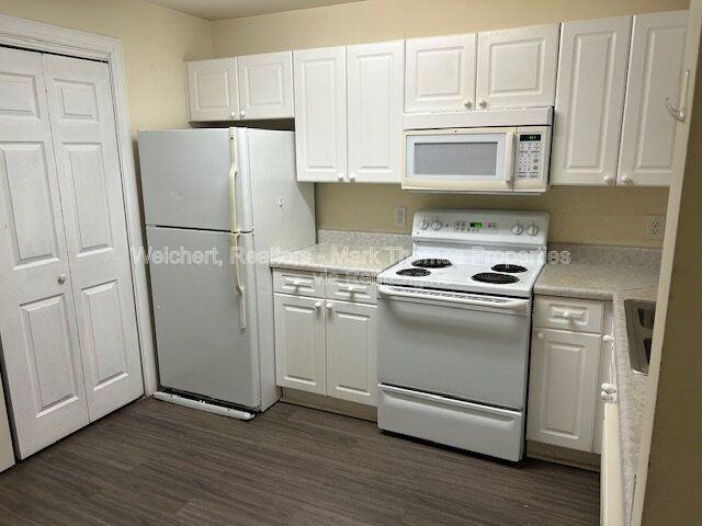 929 Morreene Rd #D23 - Photo 5 of 18