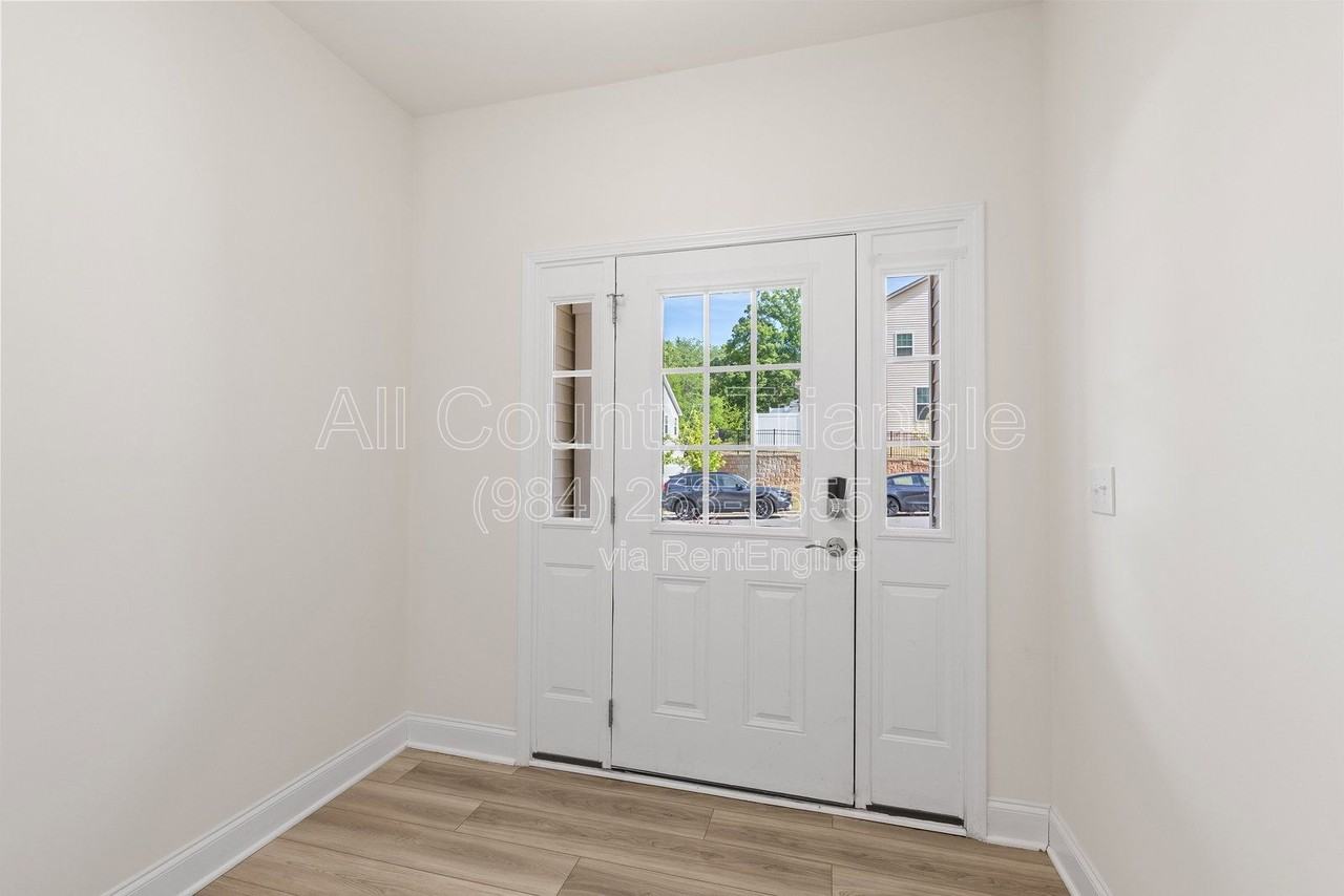 1176 Channel Drop Dr - Photo 6 of 35