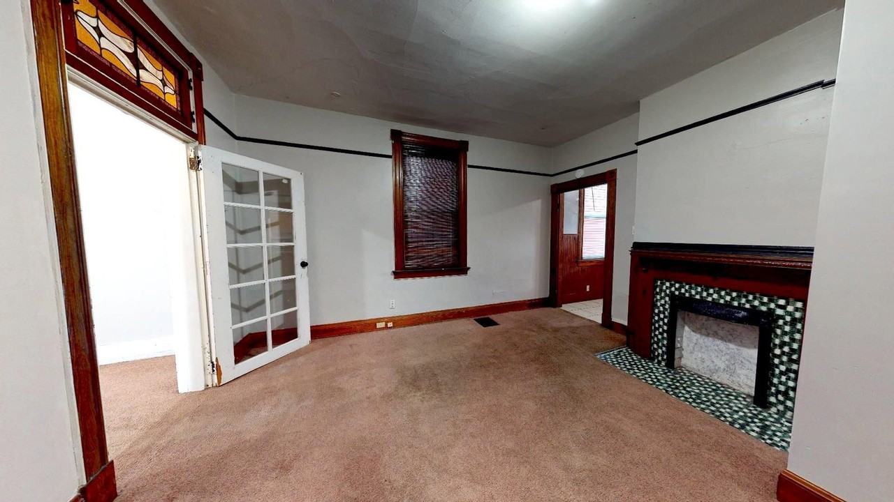 2319 Sauer Ave - Photo 2 of 10