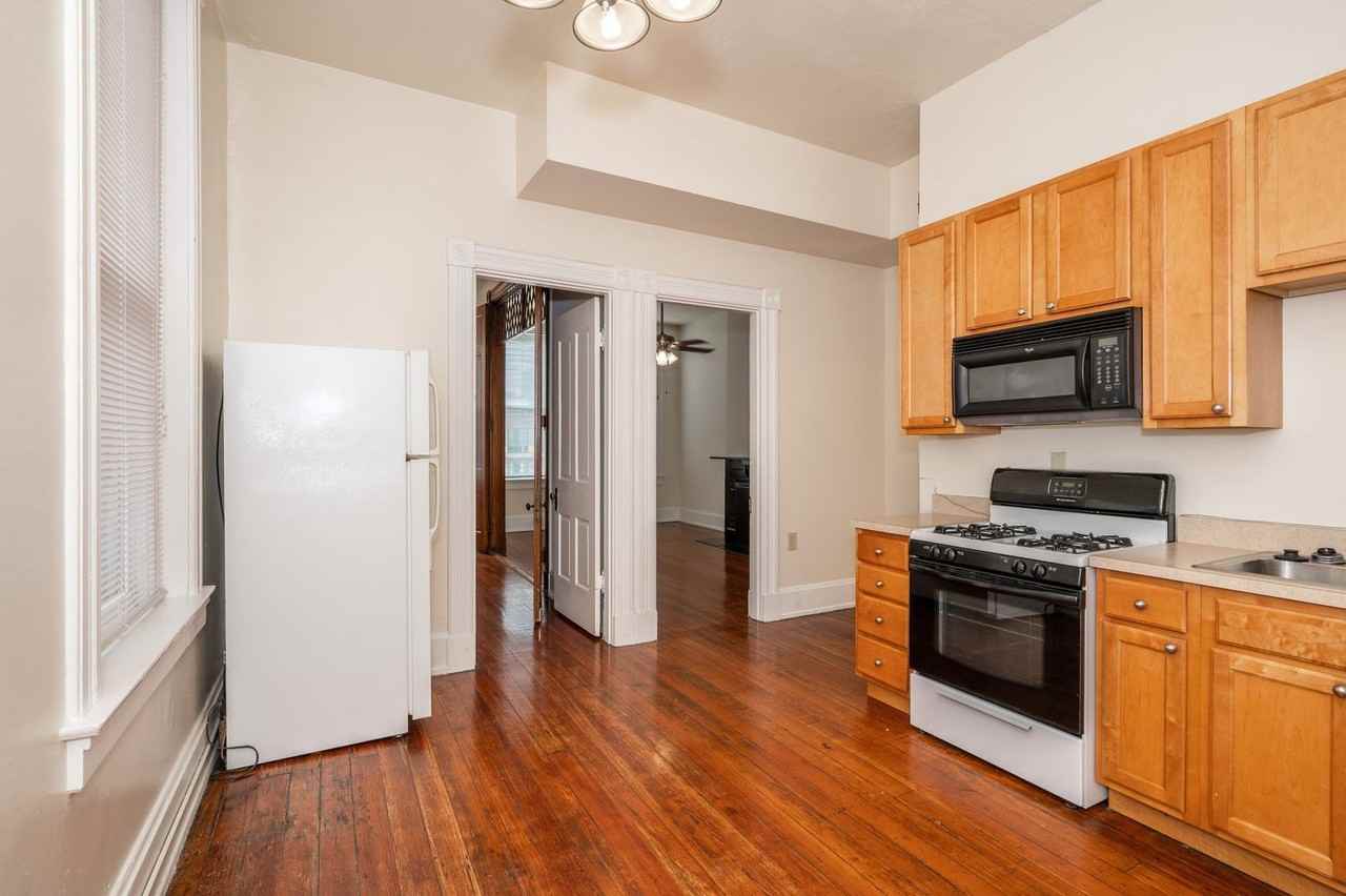 213 E University Ave #B1 - Photo 2 of 8