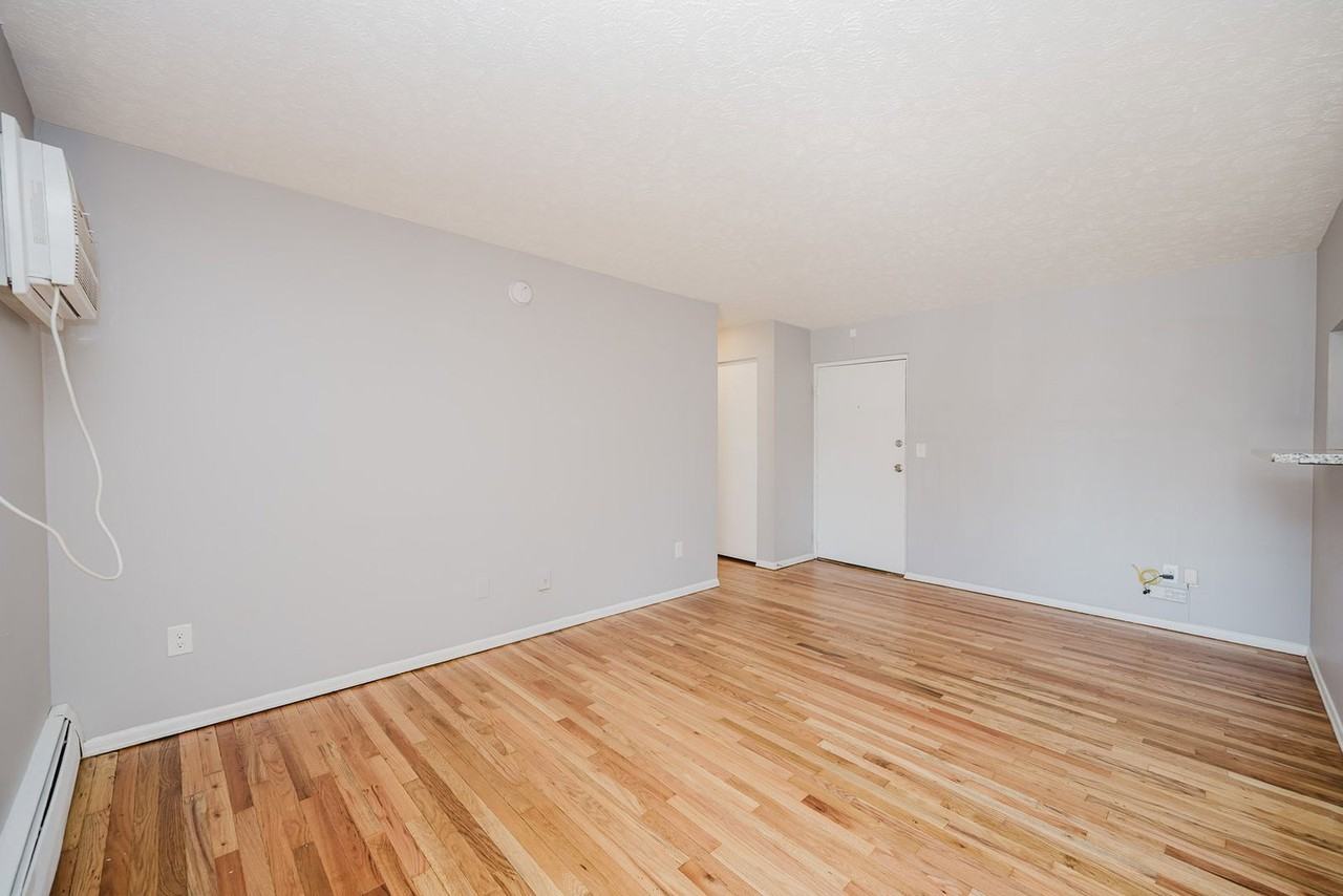 6300 Montgomery Rd #8 - Photo 4 of 12