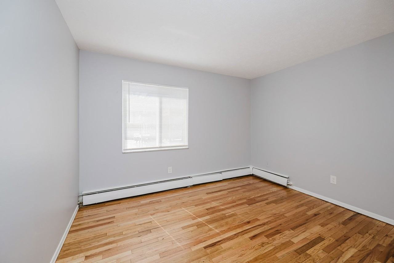 6300 Montgomery Rd #8 - Photo 7 of 12
