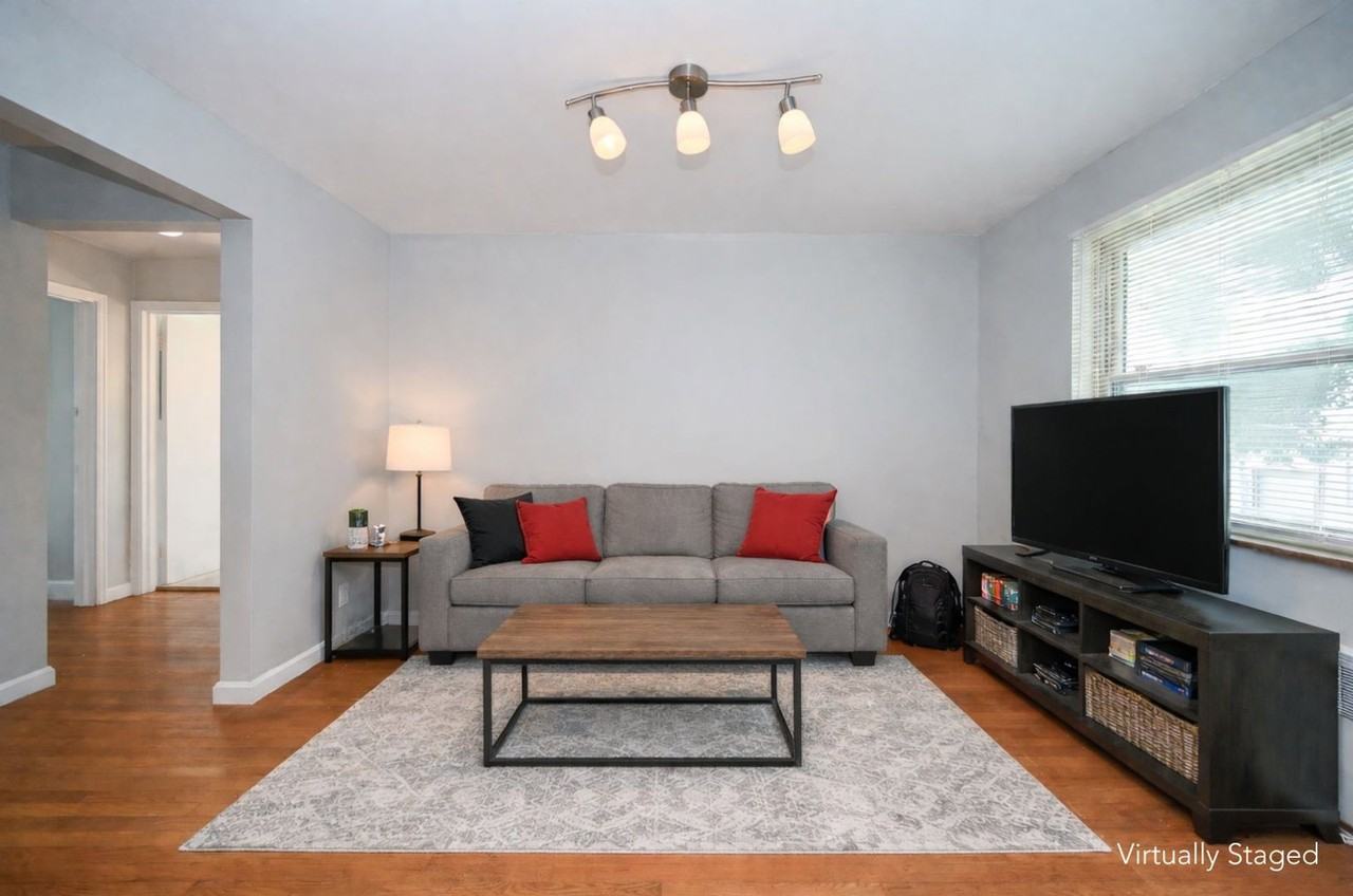 203 Loraine Ave #4 - Photo 2 of 12