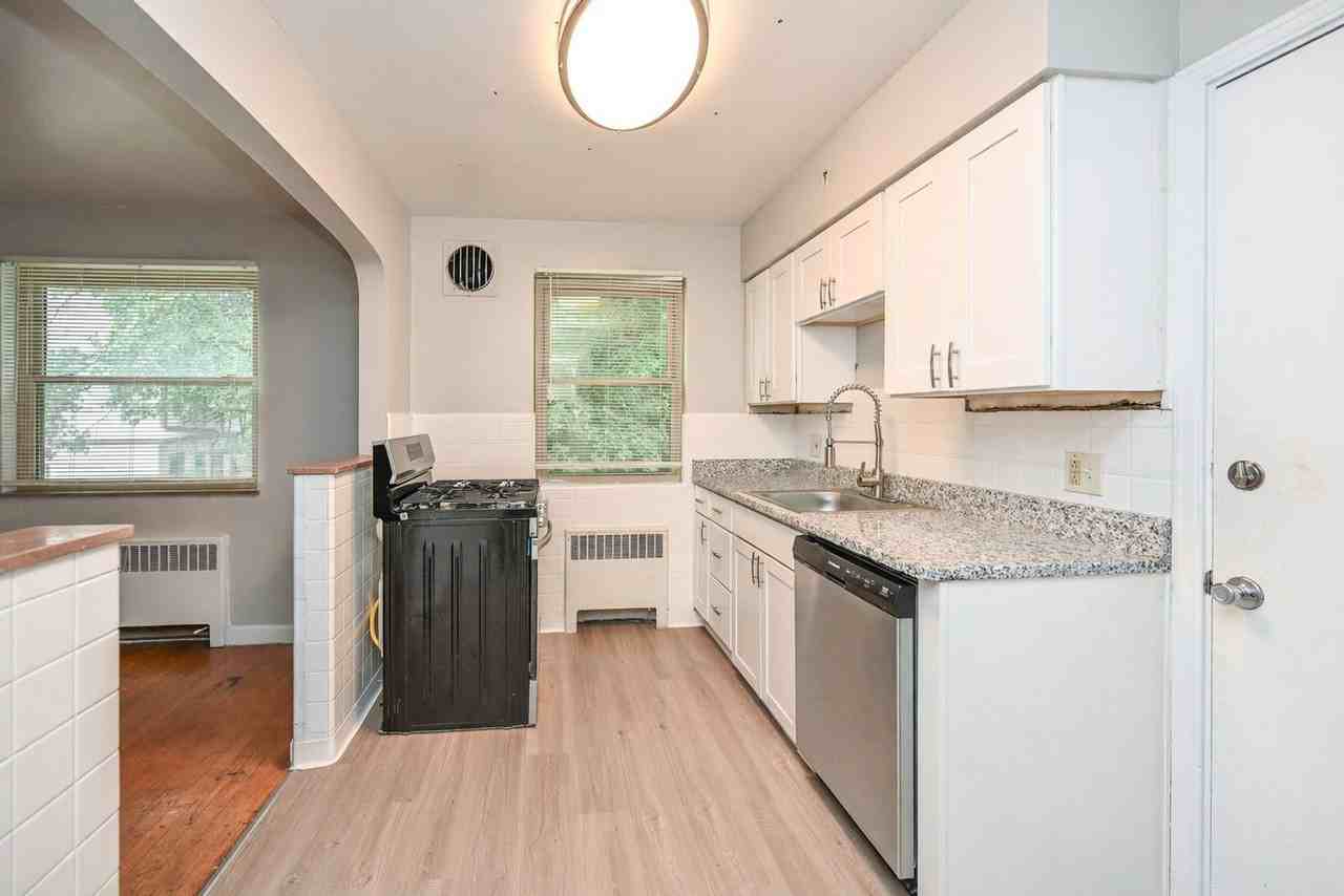 203 Loraine Ave #4 - Photo 6 of 12