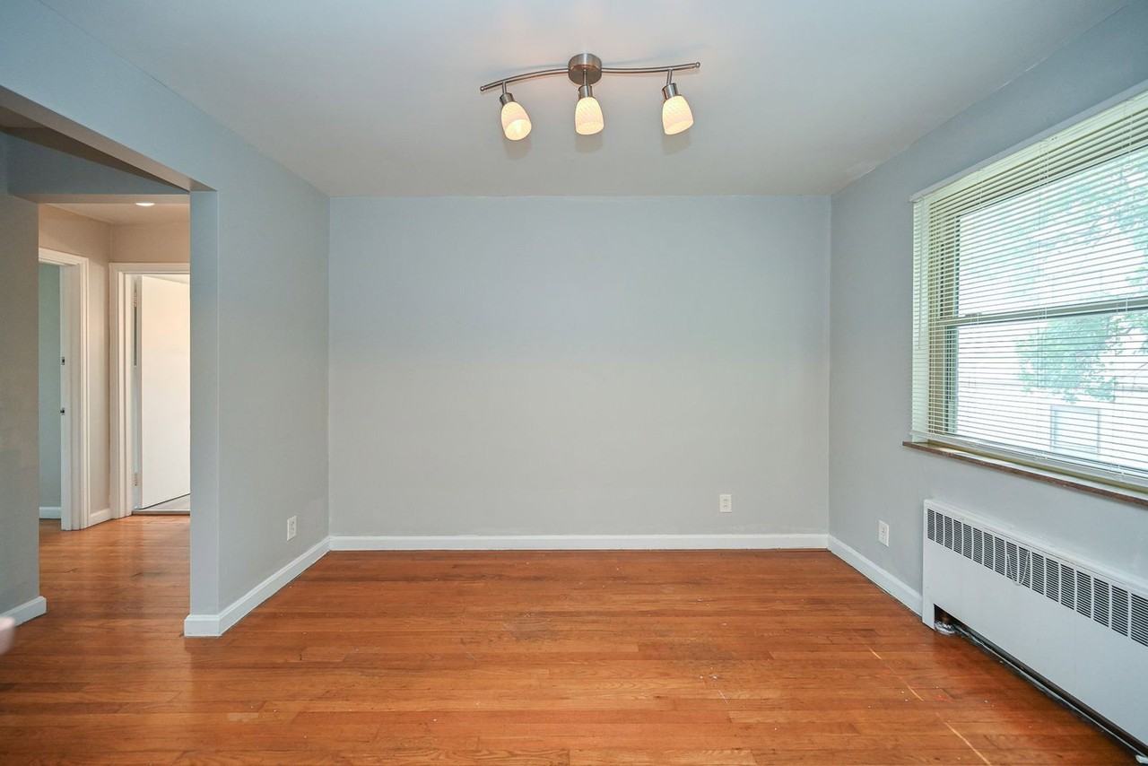 203 Loraine Ave #4 - Photo 7 of 12