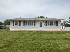 featured image of 1830 W Madison St