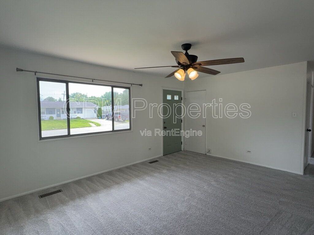 1830 W Madison St - Photo 4 of 22