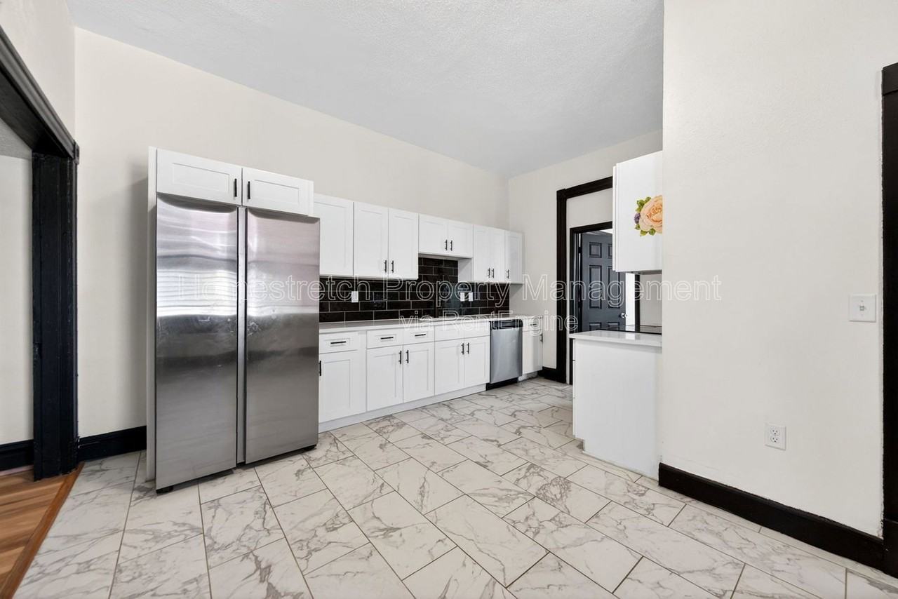 3627 Missouri Ave #A - Photo 7 of 24