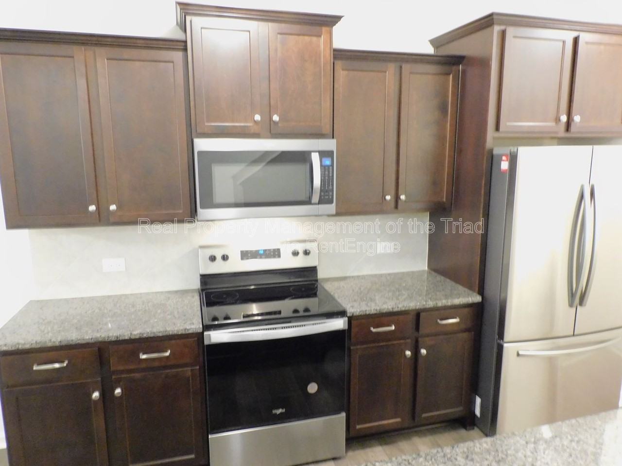 1416 Seawatch Dr - Photo 6 of 23