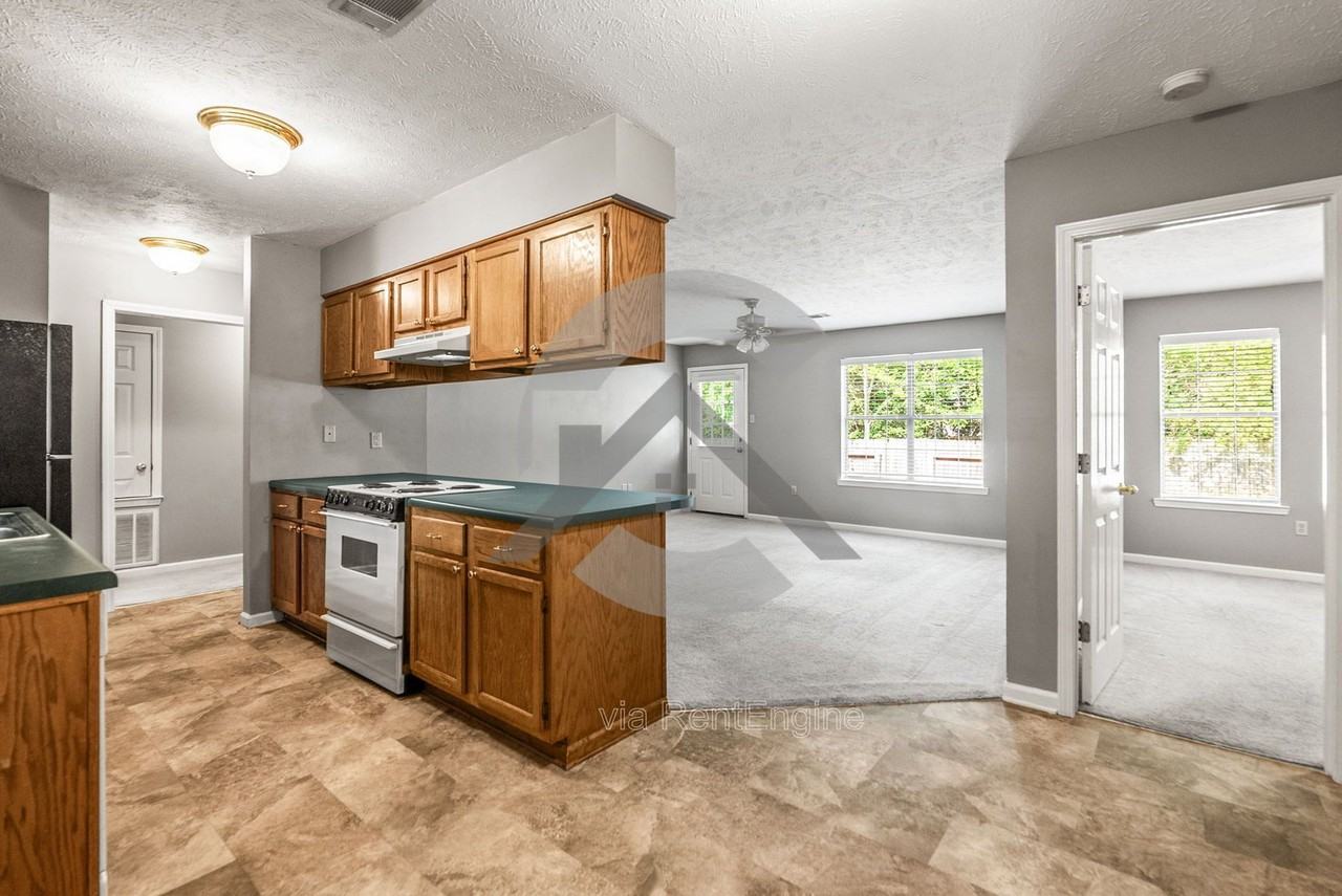 1565 New Oxford Rd - Photo 4 of 14