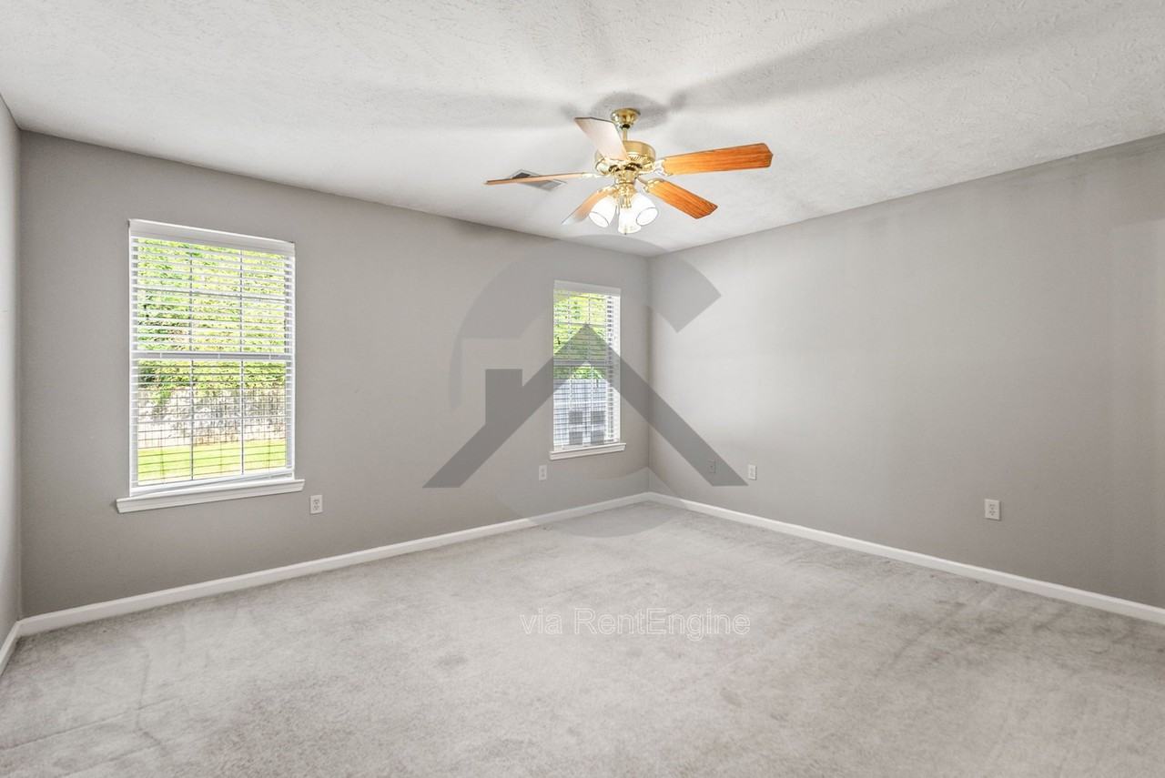 1565 New Oxford Rd - Photo 6 of 14
