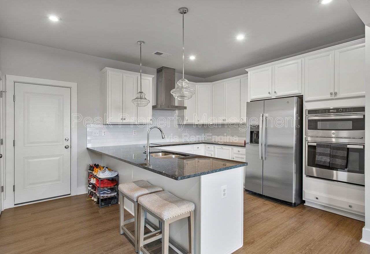 4401 Greybull Dr #A - Photo 7 of 26