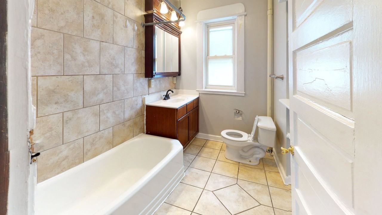 1638 N 4th St - Photo 7 of 16