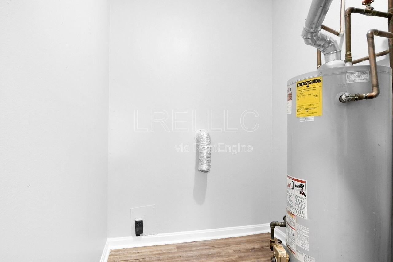3204 Orchard Manor Cir #3 - Photo 7 of 15