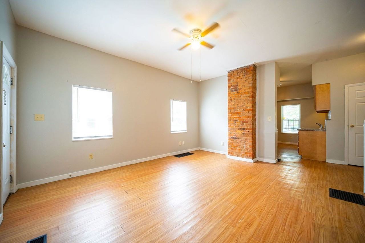 757 Wager St - Photo 5 of 14