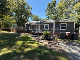 2817 Shady Lawn Dr - Photo 1 of 1