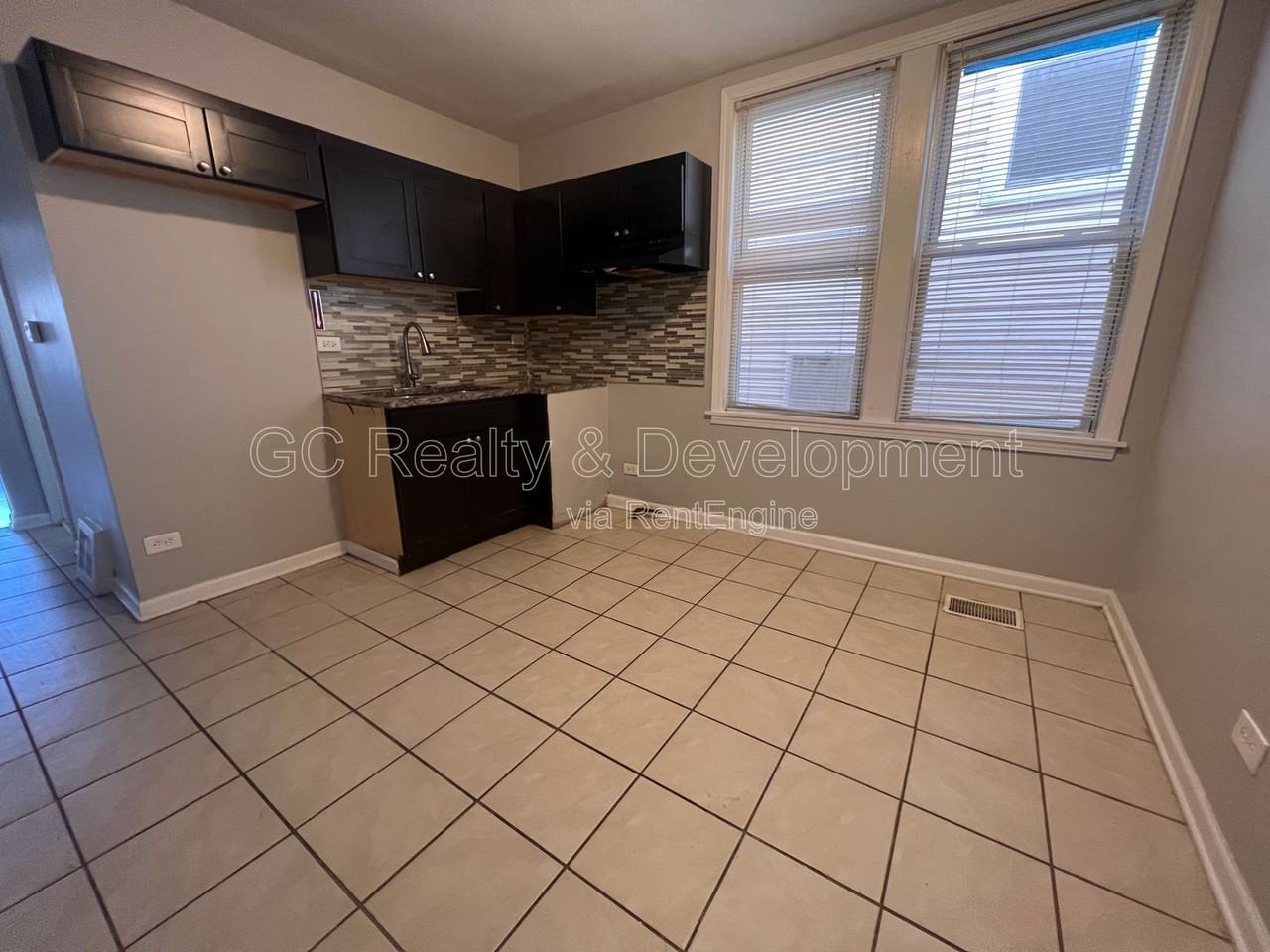8336 S Kingston Ave #1 - Photo 5 of 12