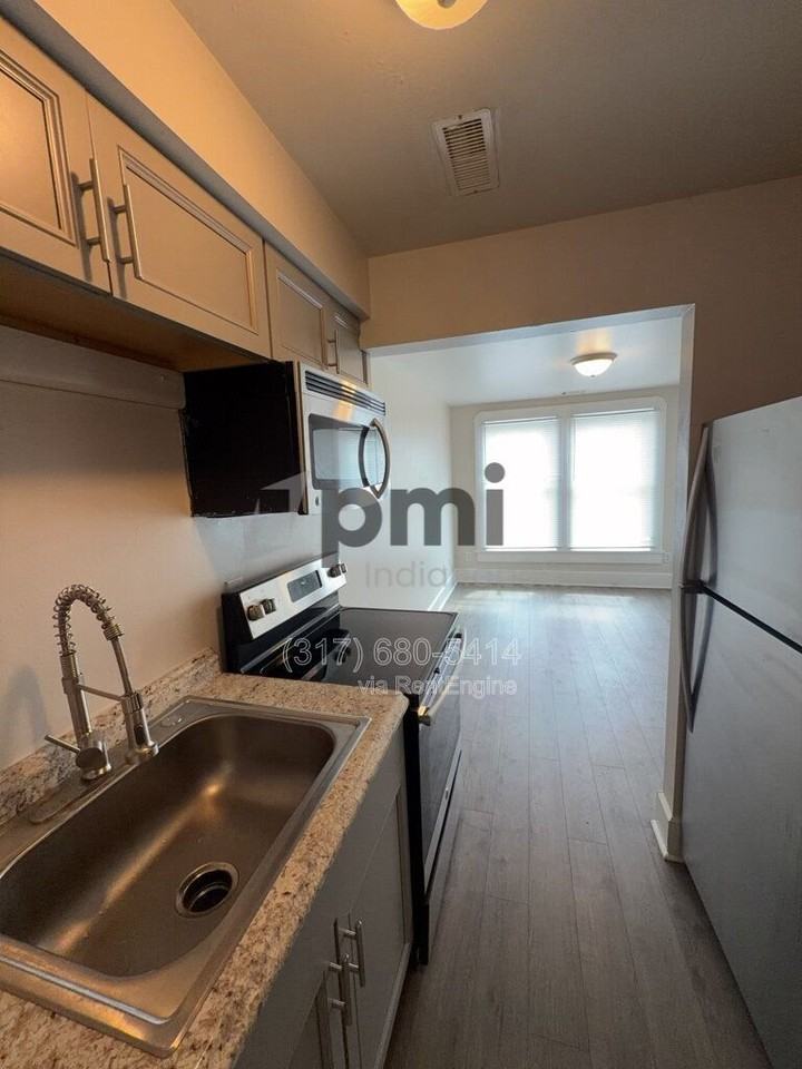 822 Christian Pl #25 - Photo 5 of 33