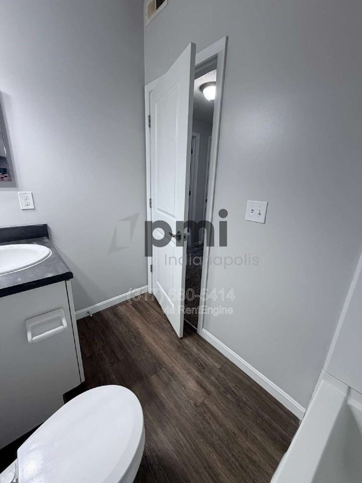 866 Taylor Station Rd #866-302 - Photo 6 of 12