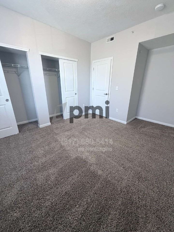 866 Taylor Station Rd #866-302 - Photo 7 of 12