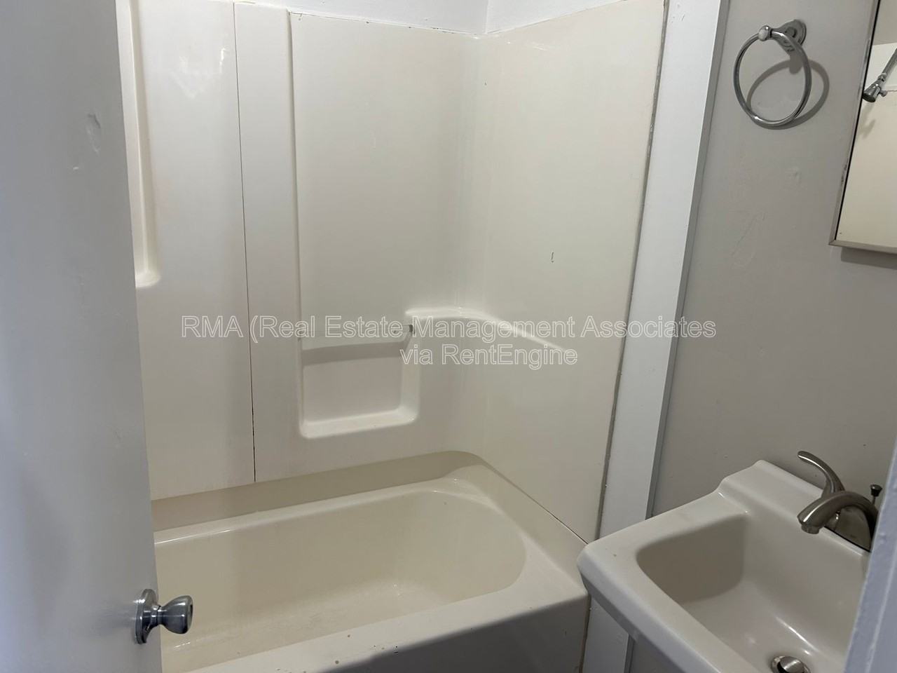 1048 W College Ext - Photo 3 of 6