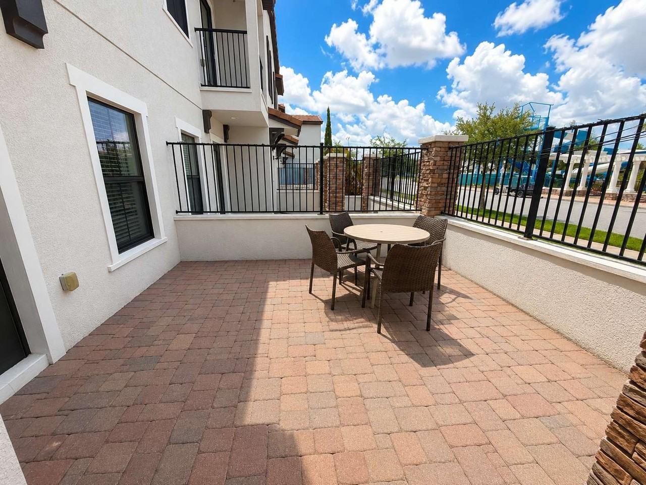 143 Kenny Blvd - Photo 2 of 11